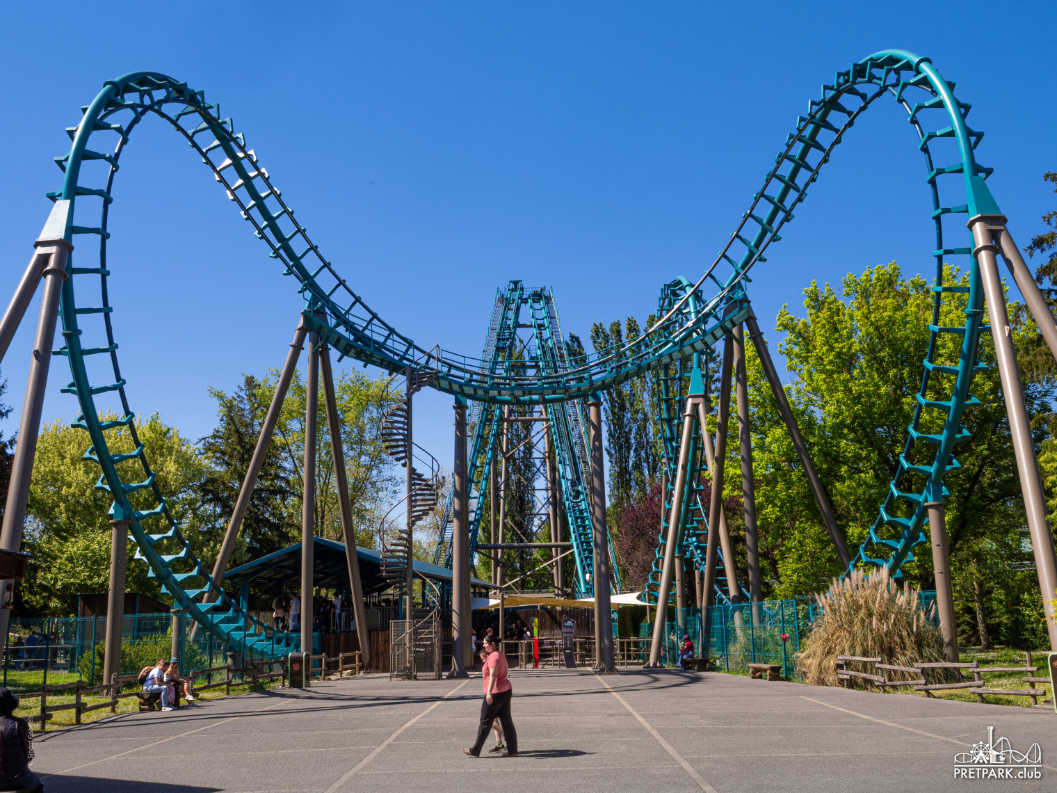 4260990.jpg